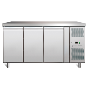 Mesa Refrigerada 3 Portas GN1/1 - Profundidade 700 - Dynasteel