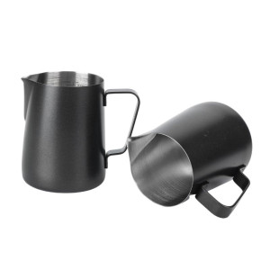 Jarro de Leite Antiaderente Preto - Dynasteel | 340 mlJarro de Leite Antiaderente Preto 350 ml - Dynasteel