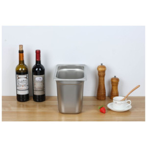 Bandeja Gastronorm GN 1/4 em Aço Inoxidável - Resistente e prática